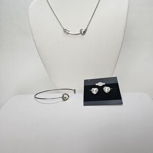 Elegant Silver Heart Jewelry Set